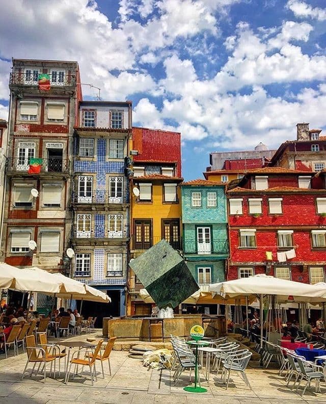 Place Ribeira do Porto