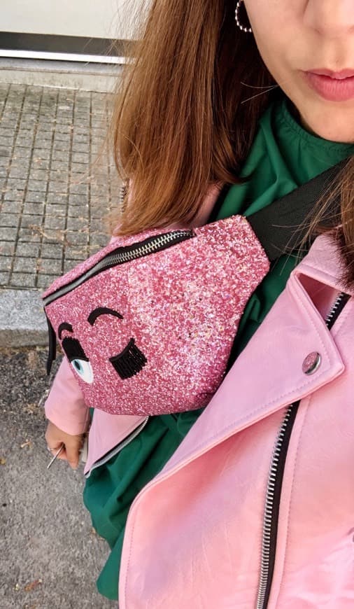 Product CHIARA FERRAGNI Riñonera belt bag flirting glitter rosa