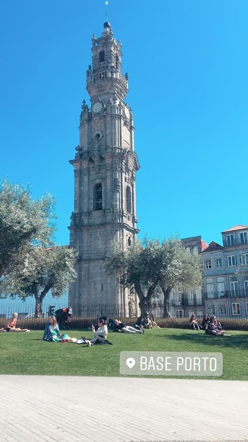 Place Clérigos Tower