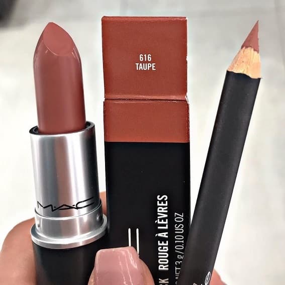 Product Mac lipstick taupe