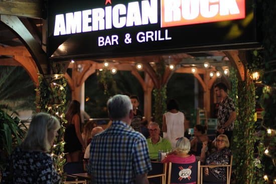 Restaurantes American Rock Bar & Grill