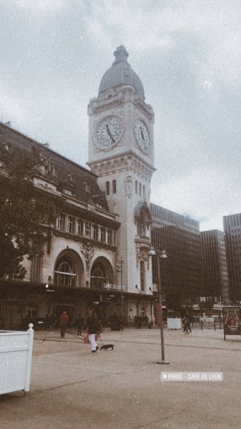 Place Gare de Lyon