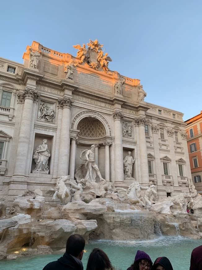 Place Fontana di Trevi