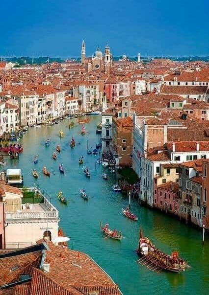 Place Venecia