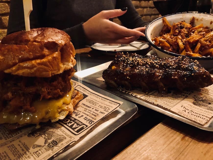 Restaurantes Beak & Trotter - Beer & BBQ Shack