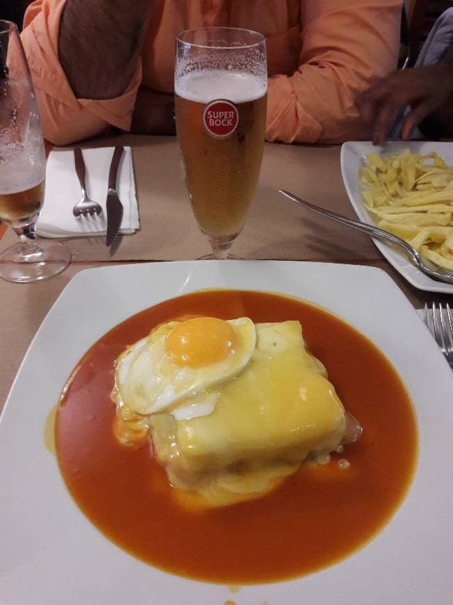 Restaurants Francesinha Café