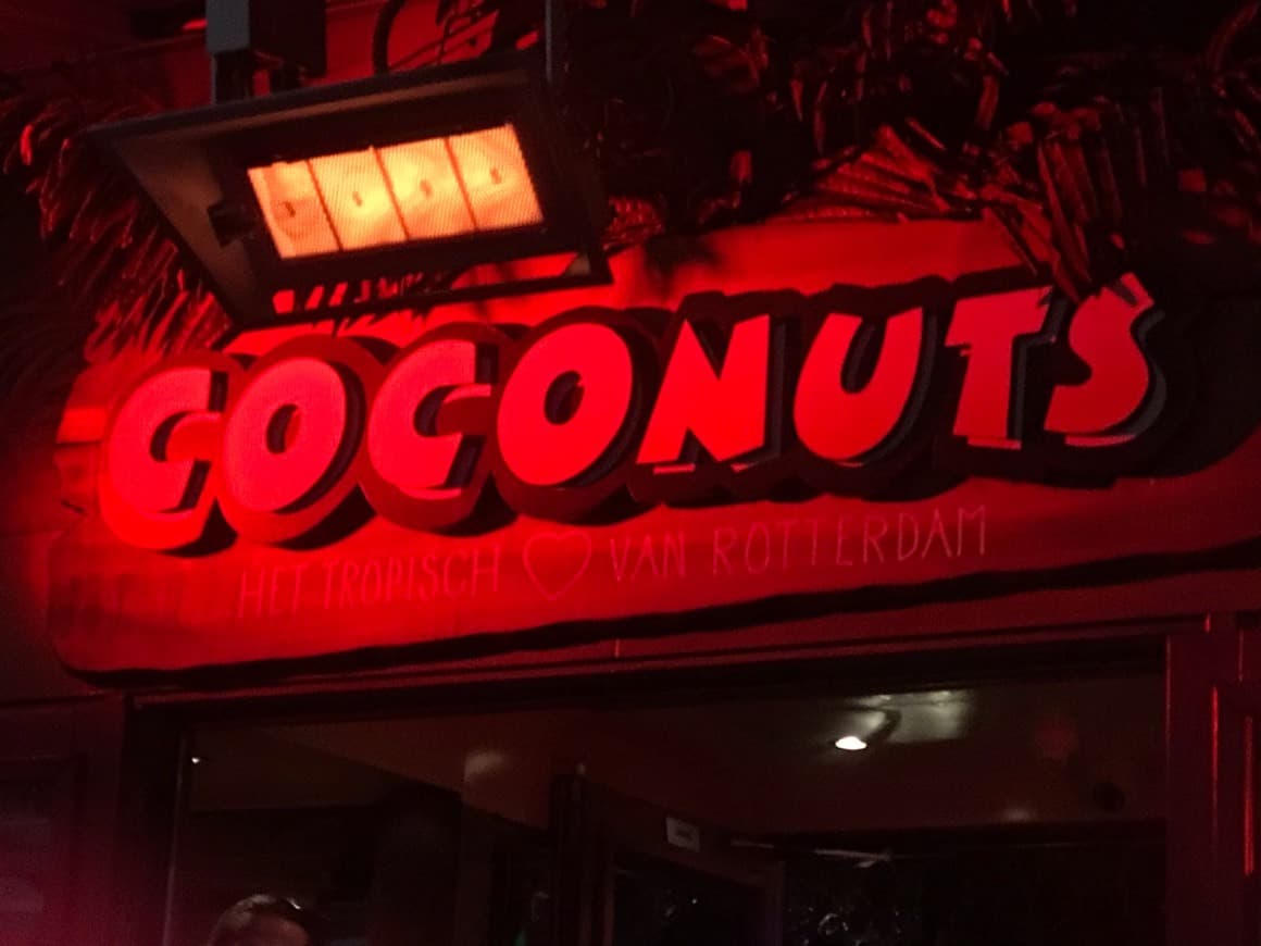 Restaurants Coconuts