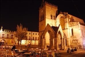 Place Largo da Oliveira