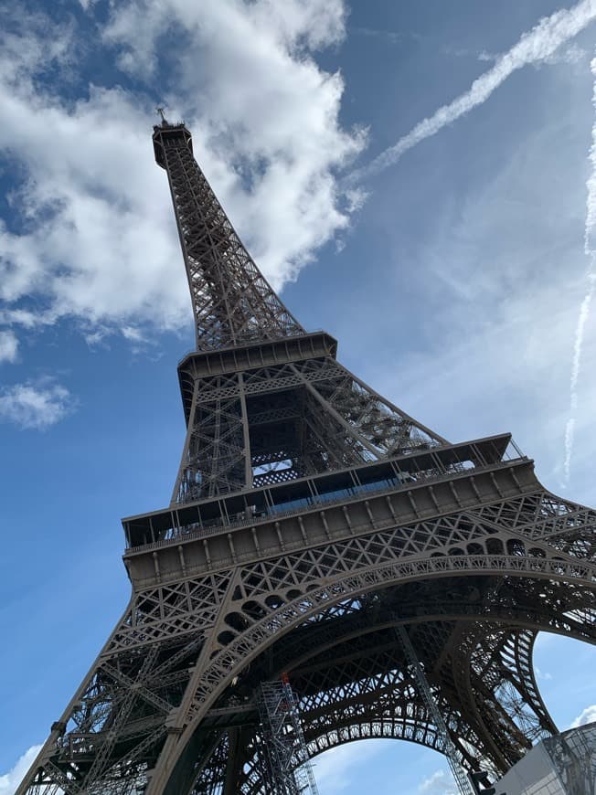 Place Torre Eiffel