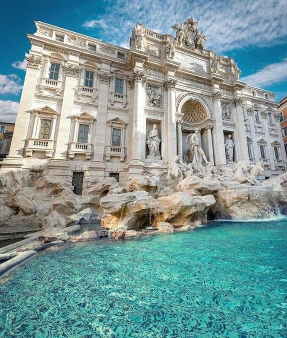 Moda Fontana di trevi italia