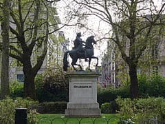 Place St. James Square