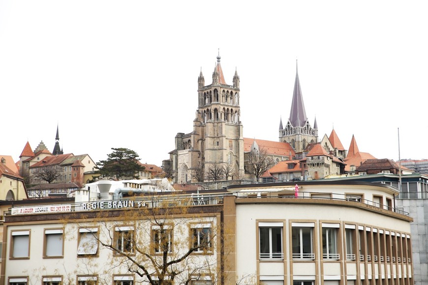 Place Lausanne Cathedral