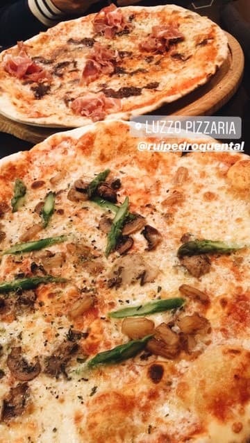 Restaurantes Luzzo Pizzaria