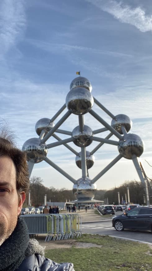 Place Atomium