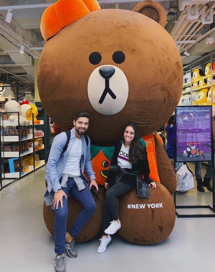 Lugar Line Friends New York Times Square Store