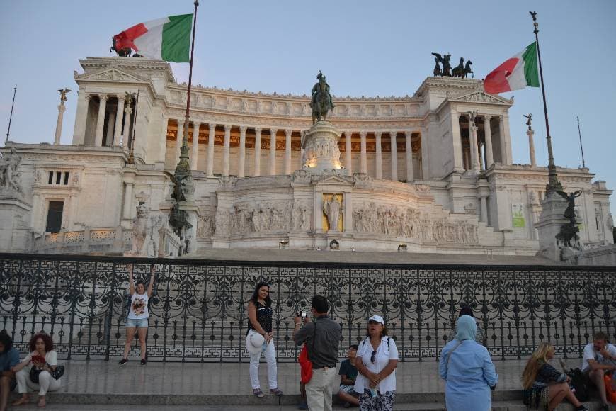 Place Plaza Venezia