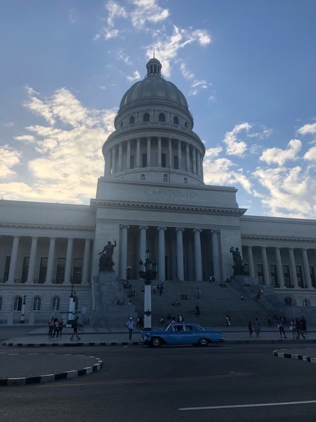 Place Capitolio Habana