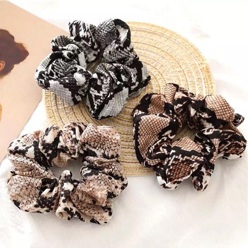 Fashion Scrunchie super giro apenas 1,58€ 😍