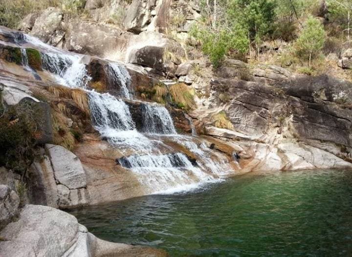 Lugar Cascata de Várzeas