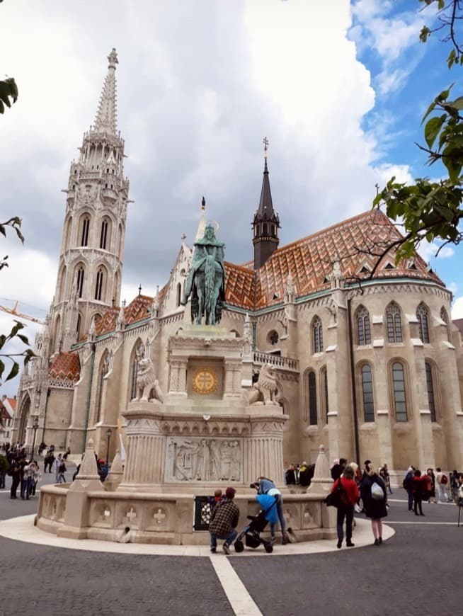 Place Matthias Church