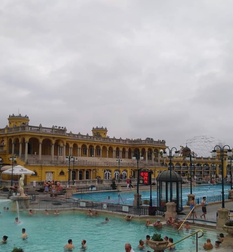 Place Széchenyi Thermal Bath