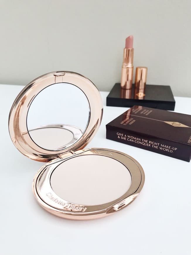 Product Airbrush Flawless Finish- Charlotte Tilbury