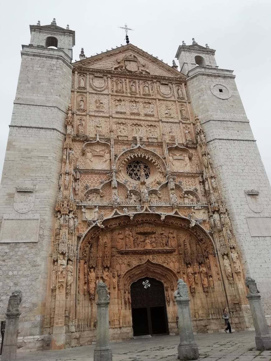 Lugar Iglesia de San Pablo