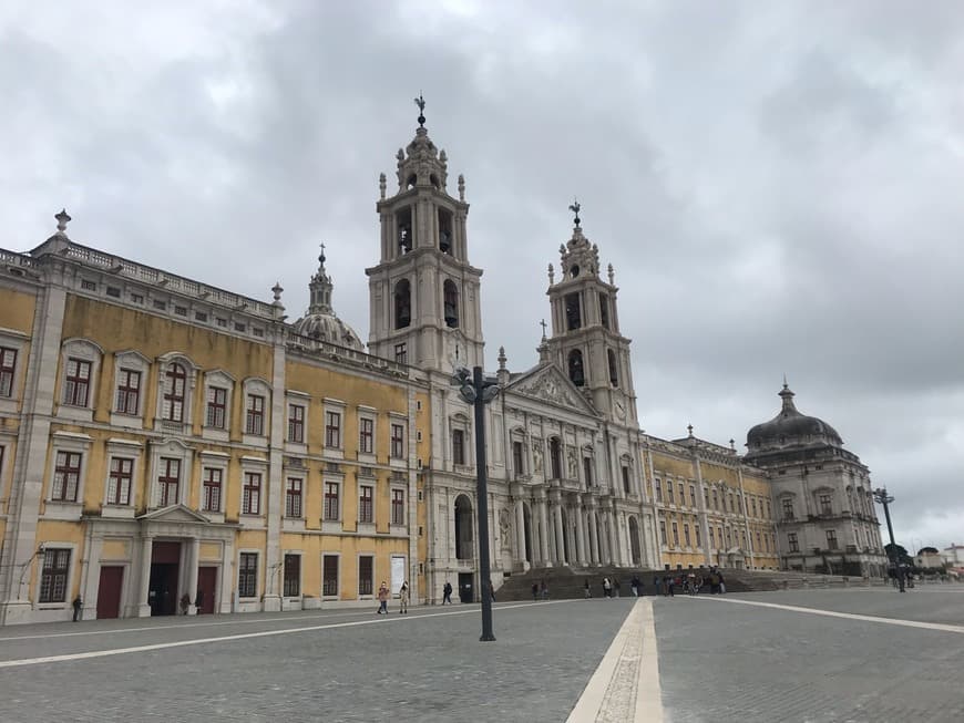 Place Mafra National Palace