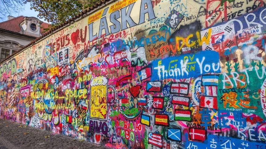 Place John Lennon Wall