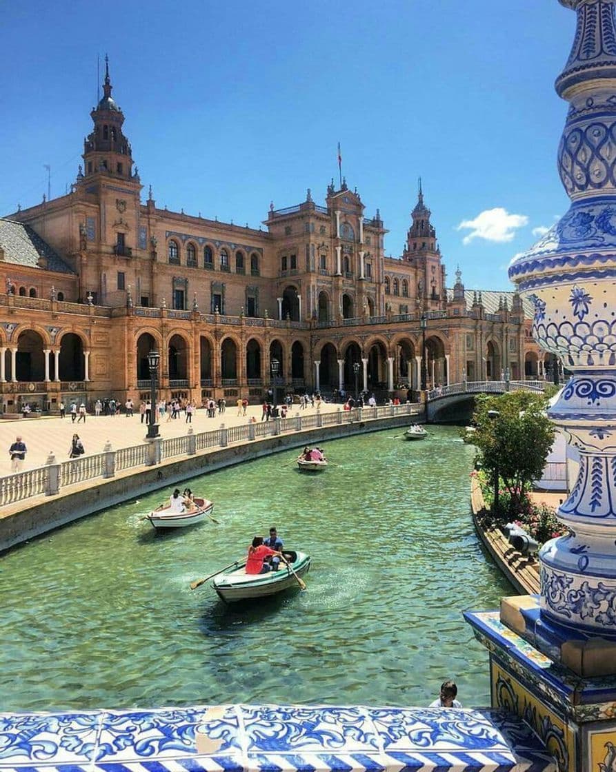 Place Sevilla