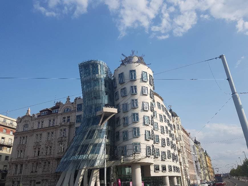 Lugar Dancing House