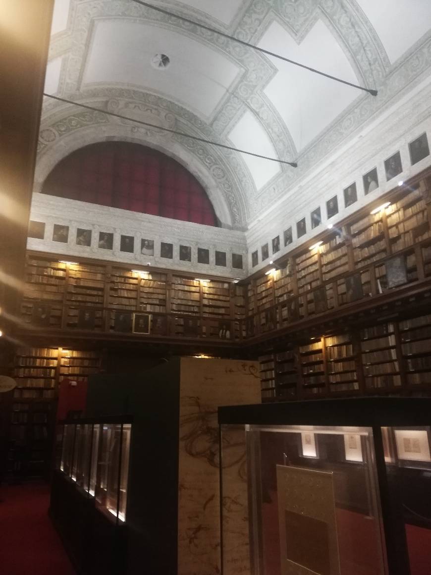 Lugar Biblioteca Ambrosiana