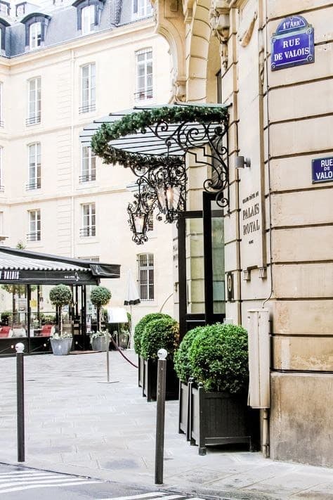 Place Grand Hôtel du Palais Royal