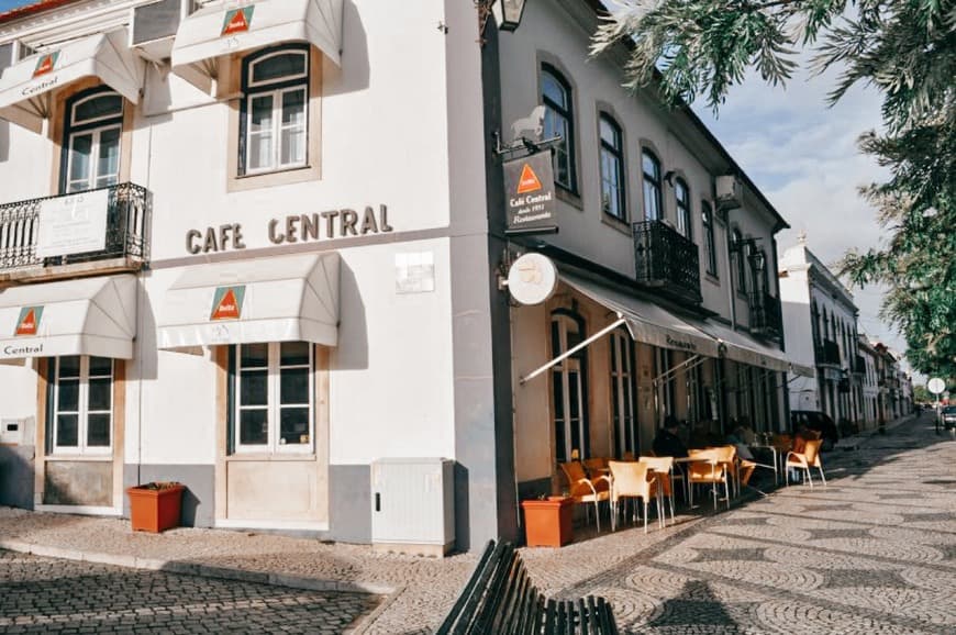 Restaurants Restaurante Café Central Golegã, Lda.