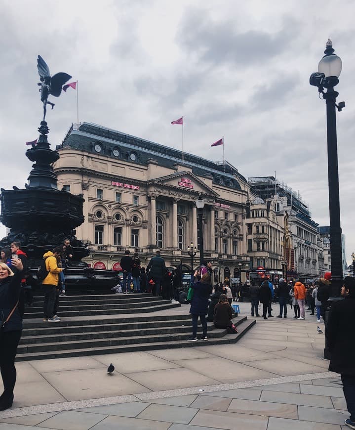 Lugar Piccadilly Circus