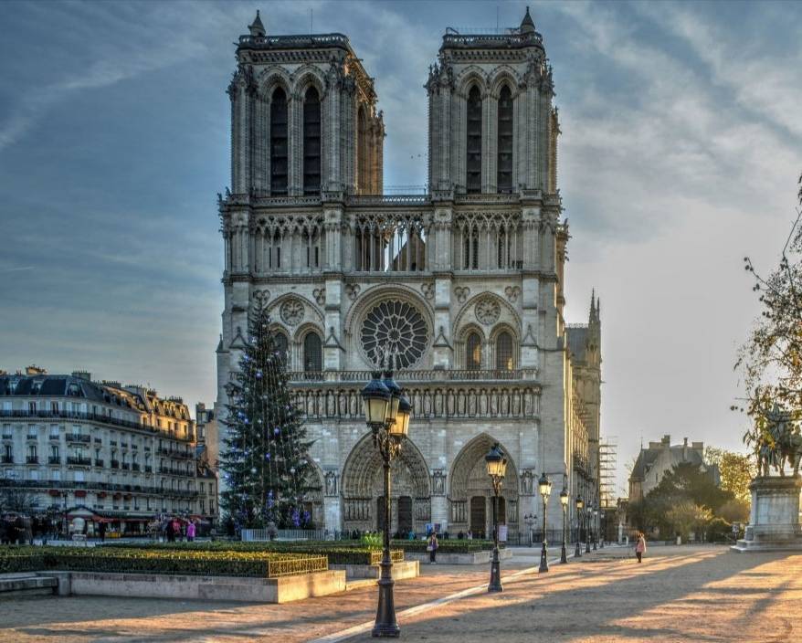 Lugar Notre Dame