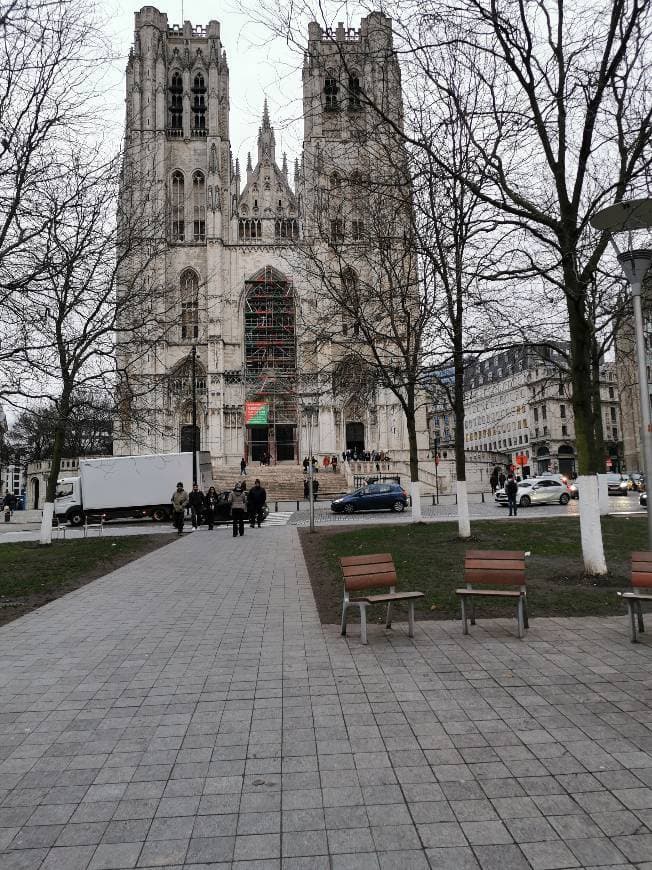 Place Notre Dame