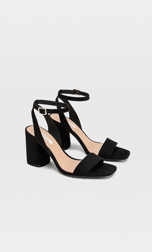 Producto Stradivarius black sandals 