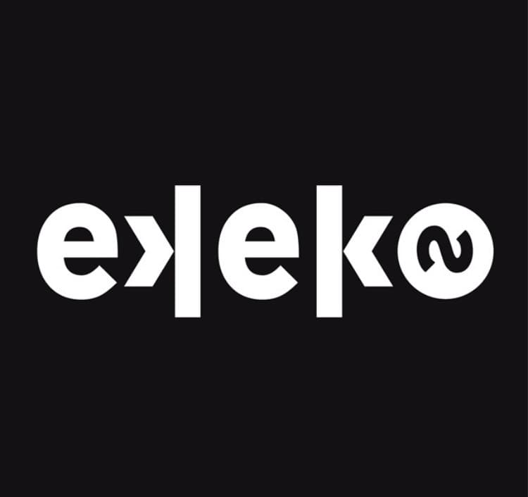 Place Ekeko clothes