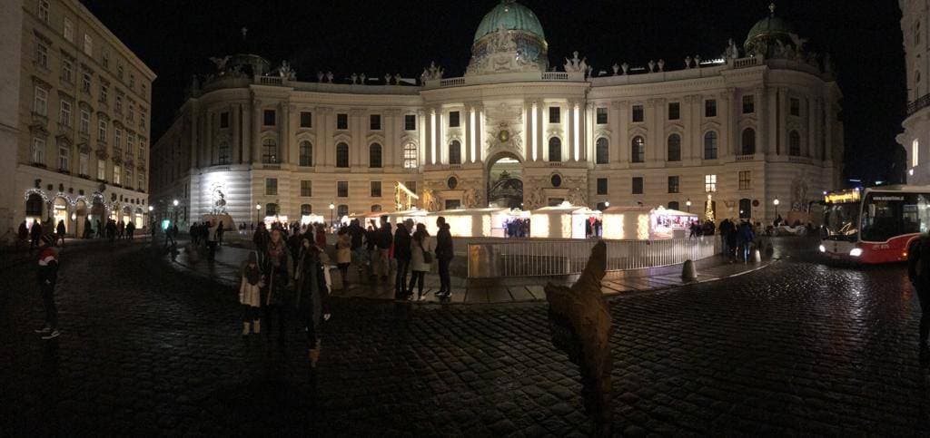 Lugar Hofburg Palace Silver Collection of Vienna