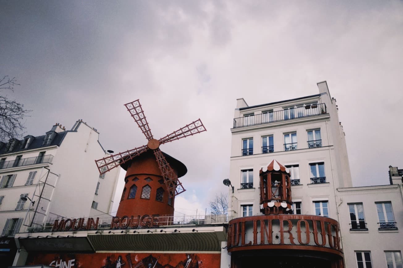 Lugar Moulin Rouge