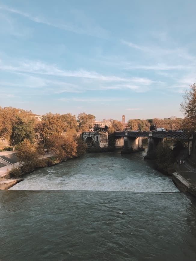 Lugar Tiber Island