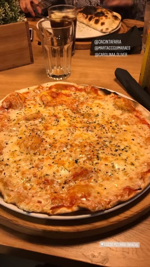 Restaurantes Luzzo Pizzaria