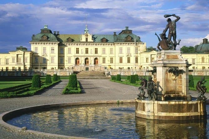 Place Drottningholm Palace