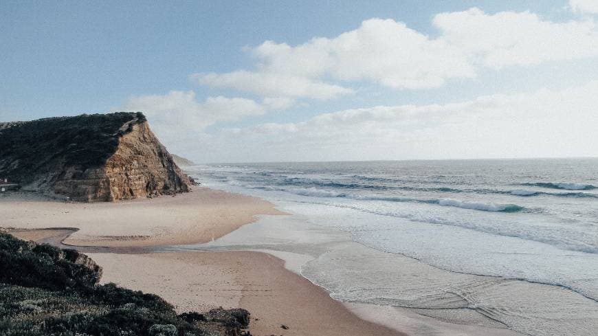 Lugar São Julião beach