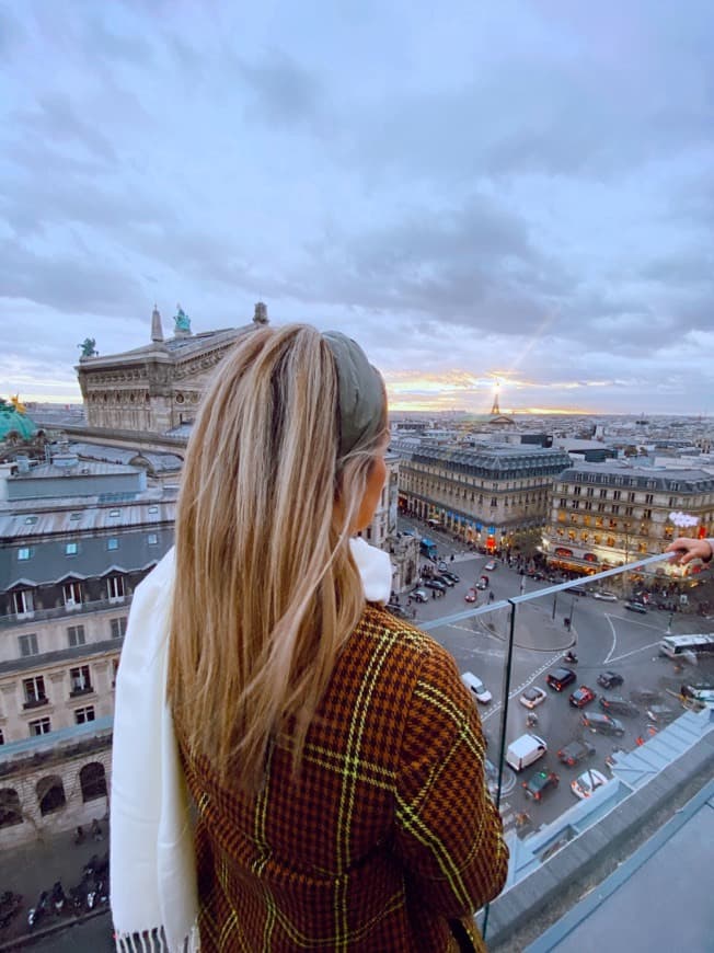 Lugar Galeries Lafayette Haussmann