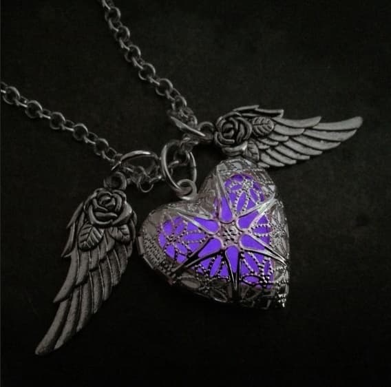 Product Fashion Woman Jewelry Flying Heart Glow Locket con Rose Wing