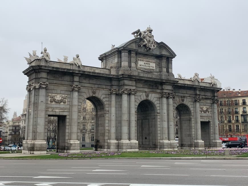 Place Puerta de Alcalá