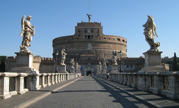 Place Puente Sant'Angelo