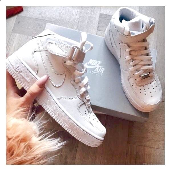 Product Nike Air Force 1 Mid